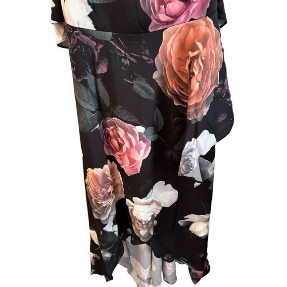 City Chic Maxi Grandi Flora Dress 18 Flowy Cold-Shoulder HiLo Zip Rose Graphic - Picture 3 of 8
